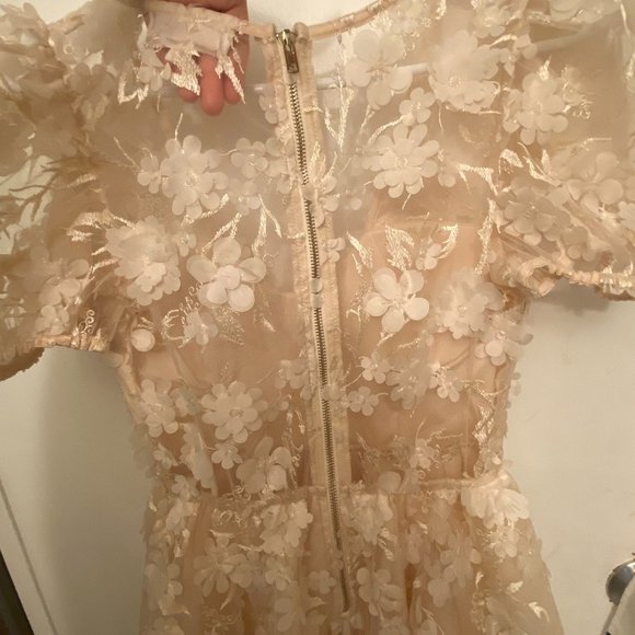 Flowery Dress - Picture 4 of 4